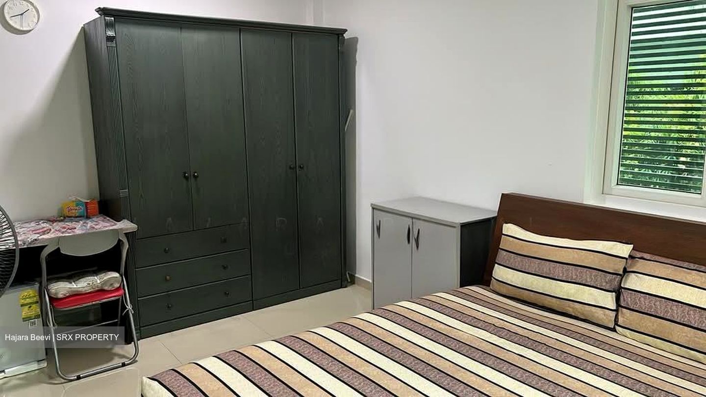 Pasir Panjang Road (D5), Terrace #573113851